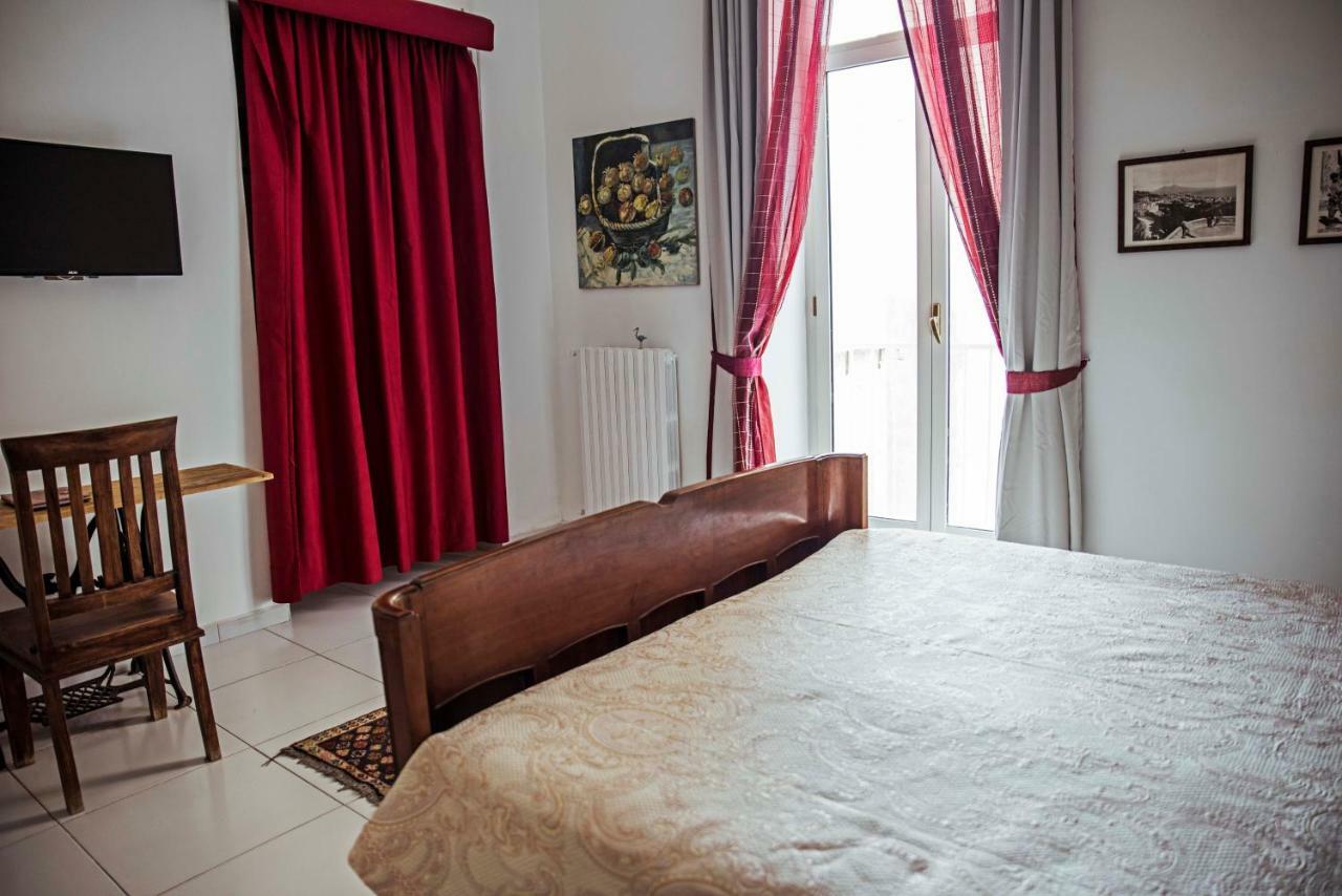 Hotel Miracoletti38 à Naples Extérieur photo