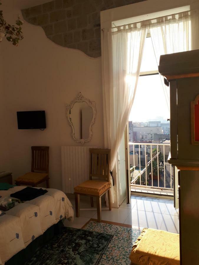 Hotel Miracoletti38 à Naples Extérieur photo