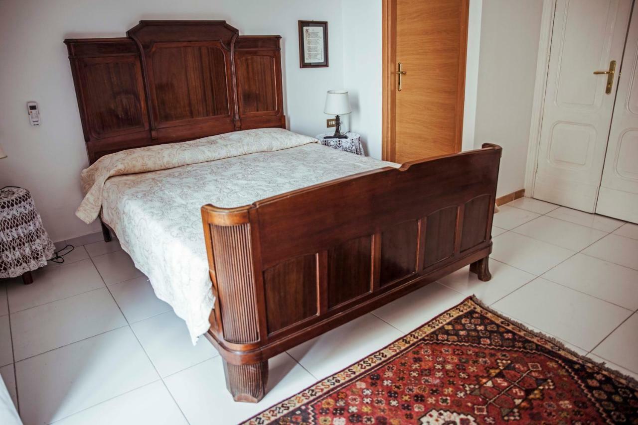 Hotel Miracoletti38 à Naples Extérieur photo