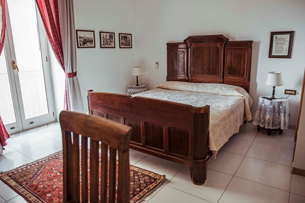 Hotel Miracoletti38 à Naples Extérieur photo